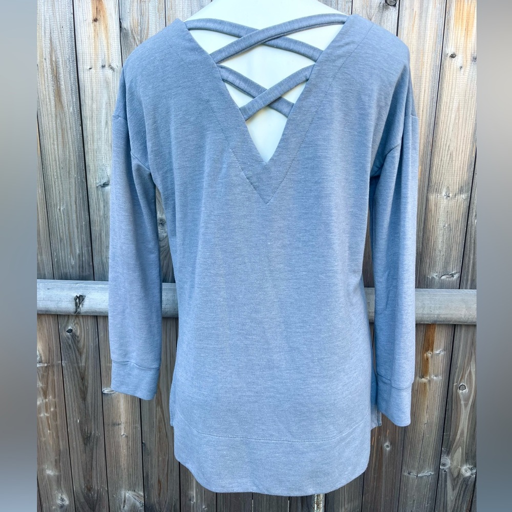 ZEROXPOSUR Criss Cross Design on Back Longsleeve Shirt